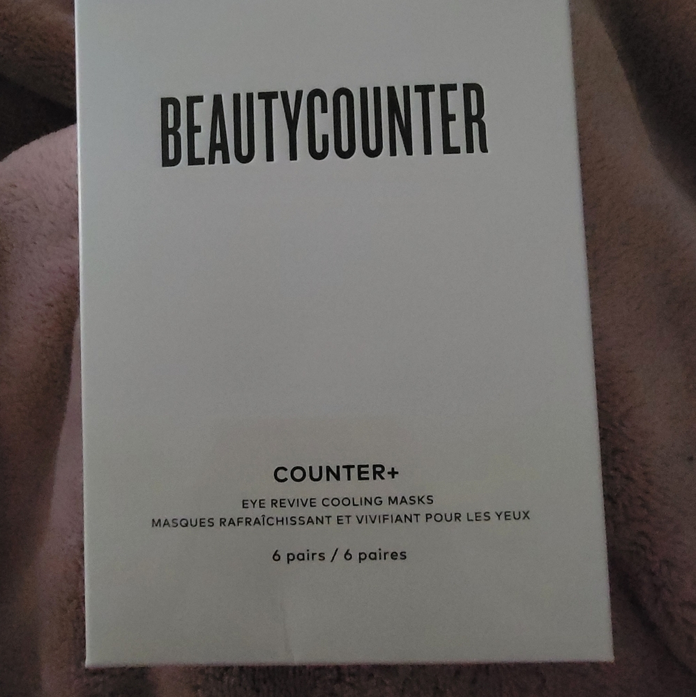 Beautycounter Eye Revive masks